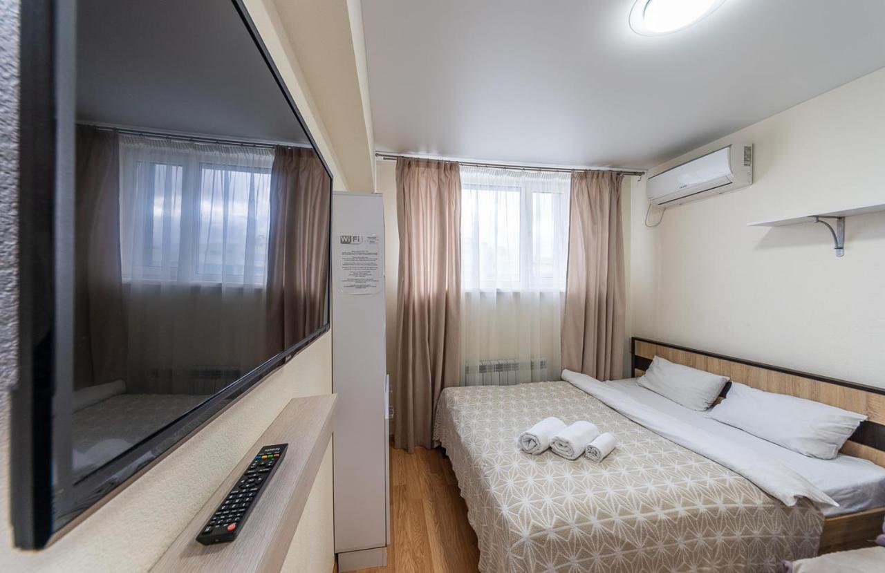 Studiia na Beresteiskoi Kiew Exterior foto
